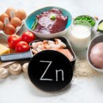 Cinkben gazdag ételek, mint húsok, tojás, tej és zöldségek, immunrendszer támogatásához.