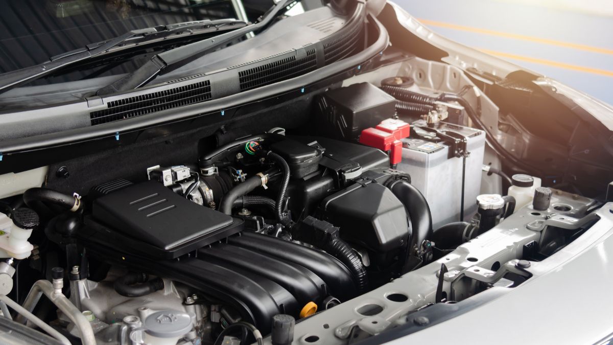 Egy modern CRDI dízelmotor részletei, amely gazdaságos üzemanyag-felhasználást és tisztább kibocsátást biztosít.